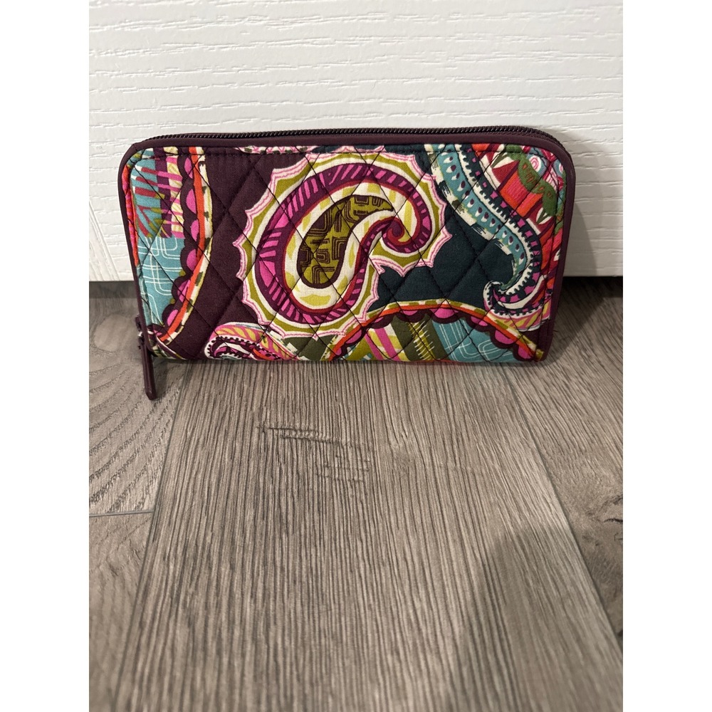Vera Bradley Heirloom Paisley RFID Georgia Wallet Zip Around Quilted Cotton NEW